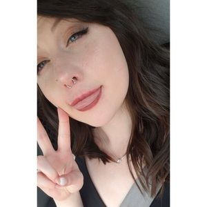 Meet your Posher, Devon